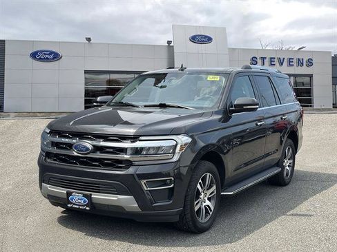 Certified 2023 Ford Expedition Limited RWD image 2