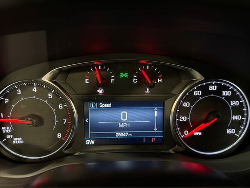 Used 2023 GMC Acadia SLE w/ Driver Convenience Package image 24