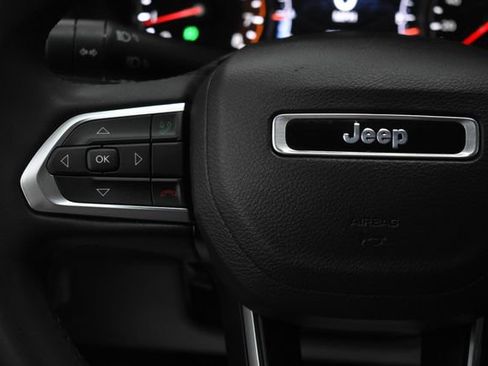 Used 2022 Jeep Compass Altitude image 37