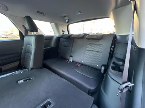 New 2026 Nissan Pathfinder SV image 30