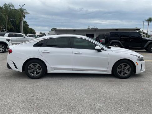 Used 2022 Kia K5 LXS FWD image 12