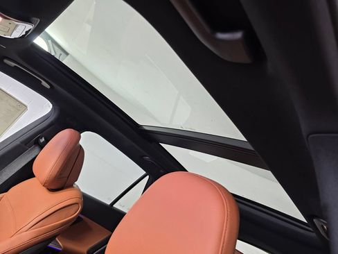 New 2027 Mercedes-Benz GLC 300 image 9