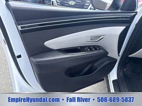 Used 2024 Hyundai Tucson Limited FWD image 17