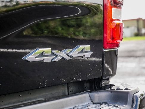 Used 2022 RAM 2500 Limited AWD/4WD image 17