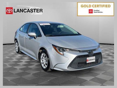 Certified 2022 Toyota Corolla LE image 1