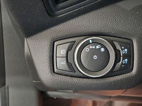Used 2019 Ford Escape SEL AWD/4WD image 14