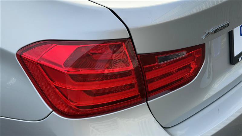 Used 2014 BMW 335i xDrive Sedan AWD/4WD image 13