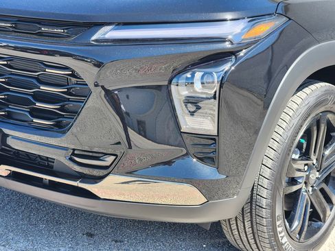 New 2026 Chevrolet Trax ACTIV w/ Driver Confidence Package FWD image 6