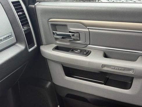 Used 2018 RAM 1500 Big Horn AWD/4WD image 18