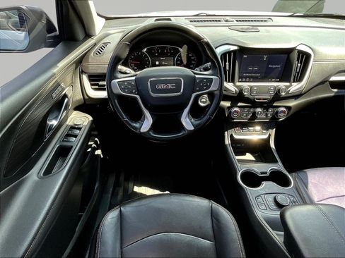 Used 2021 GMC Terrain SLT w/ Infotainment Package II AWD/4WD image 8