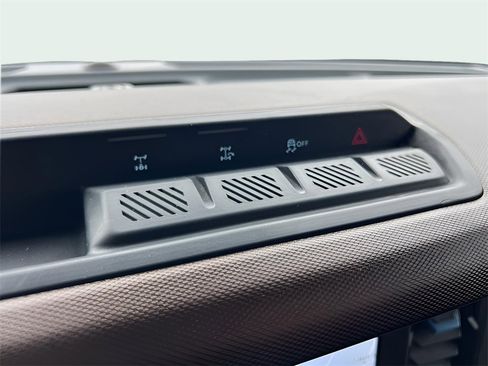 Used 2022 Ford Bronco Outer Banks image 23