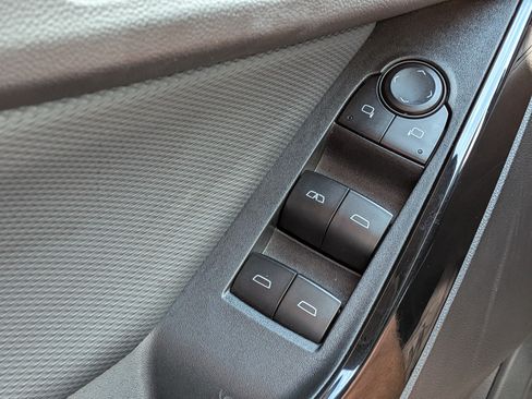 Used 2025 Chevrolet Equinox LT FWD image 21