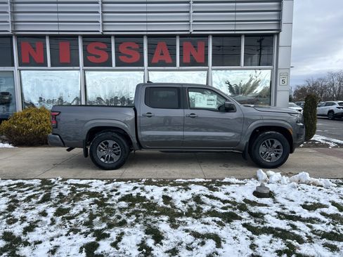 New 2026 Nissan Frontier SV w/ SV Convenience Package image 5