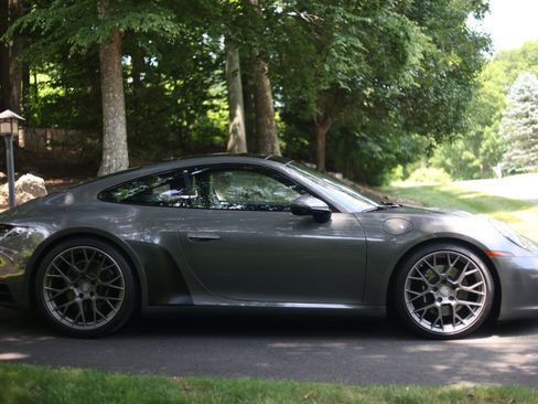 Used 2021 Porsche 911 GT3 RS image 4
