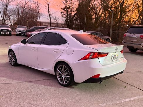 Used 2015 Lexus IS 250 image 6
