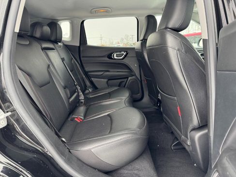 Used 2022 Jeep Compass Trailhawk w/ Trailhawk Convenience Group image 18