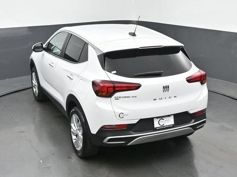 Used 2024 Buick Encore GX Preferred AWD/4WD image 39