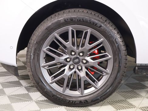 Used 2025 Ford Expedition Max Platinum w/ Stealth Performance Package image 20