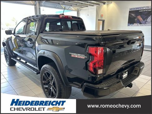 Certified 2023 Chevrolet Colorado Trail Boss AWD/4WD image 5