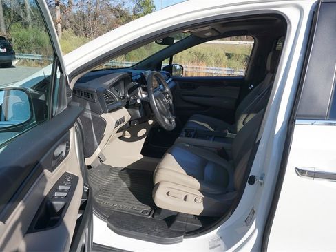Used 2018 Honda Odyssey EX-L image 2