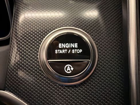 Used 2026 Mercedes-Benz GLC 300 4MATIC image 24