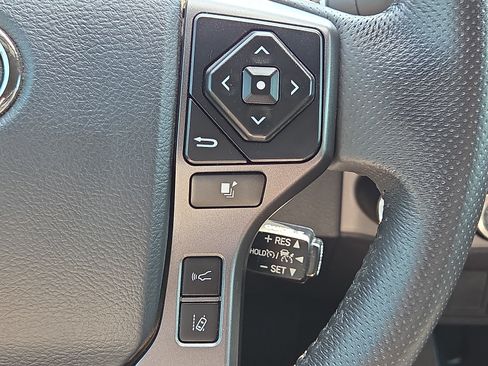 Used 2019 Toyota Tacoma TRD Off-Road AWD/4WD image 22