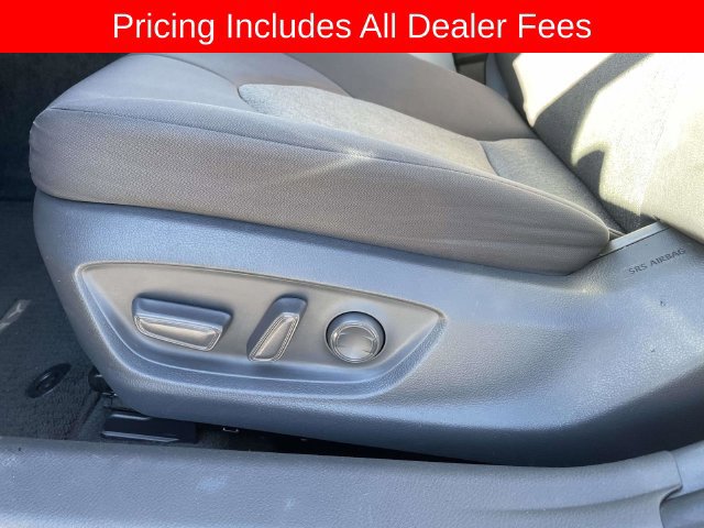 Used 2021 Toyota Camry LE FWD image 21
