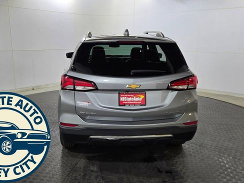 Used 2024 Chevrolet Equinox Premier AWD/4WD image 12