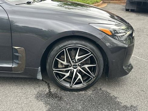 Used 2022 Kia Stinger GT-Line w/ Sun & Sound Package RWD image 14