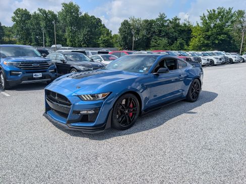 Certified 2021 Ford Mustang Shelby GT500 w/ Technology Package RWD image 2