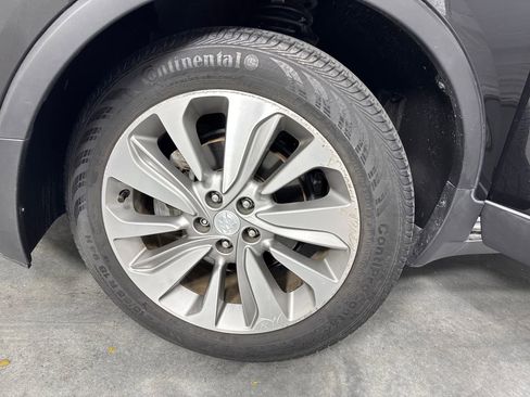 Used 2020 Buick Encore Preferred w/ Safety Package image 26