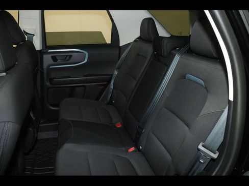 Used 2023 Ford Bronco Sport Badlands image 28