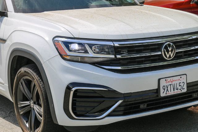 Used 2022 Volkswagen Atlas SEL R-Line AWD/4WD image 4