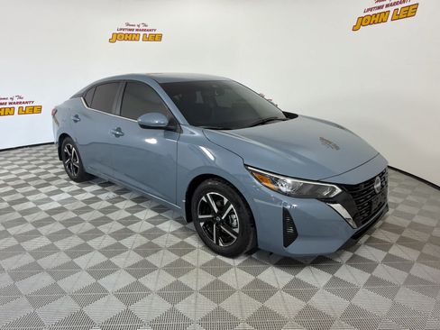 Certified 2025 Nissan Sentra SV w/ All-Weather Package FWD image 8