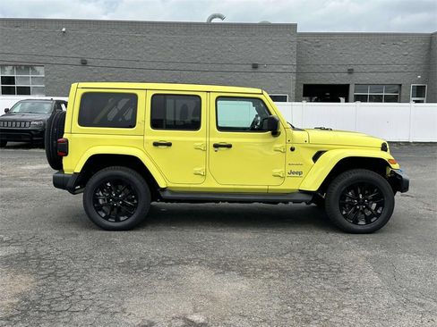 Used 2023 Jeep Wrangler Unlimited Sahara w/ Cold Weather Group image 2