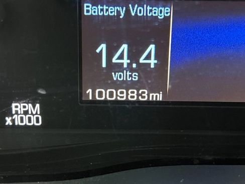 Used 2018 Cadillac XT5 FWD image 23