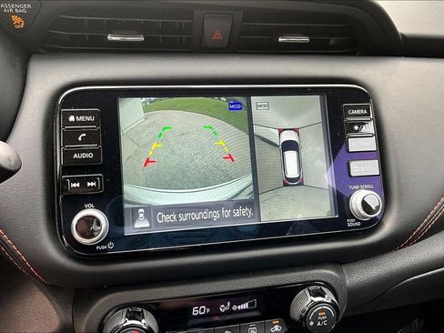 Used 2024 Nissan Kicks SR FWD image 13