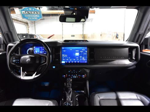 Used 2023 Ford Bronco Everglades image 21