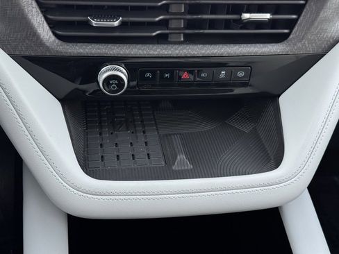 Used 2025 Ford Explorer Platinum w/ LUX Leather Package image 15