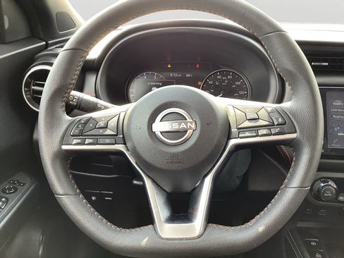 Used 2024 Nissan Kicks SR image 19