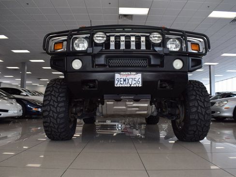 Used 2003 HUMMER H2 w/ Preferred Equipment Group image 7