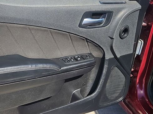 Used 2021 Dodge Charger SXT w/ Blacktop Package image 17