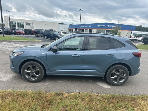 Used 2024 Ford Escape ST-Line w/ Tech Pack #1 AWD/4WD image 11