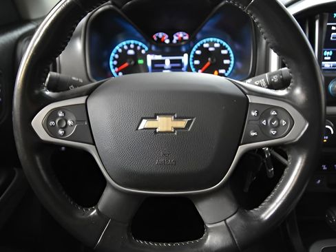 Used 2018 Chevrolet Colorado ZR2 image 14