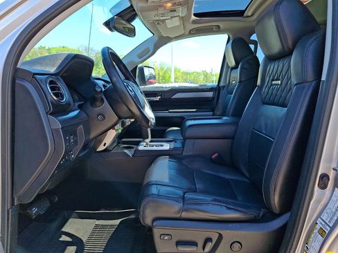 Certified 2019 Toyota Tundra Platinum AWD/4WD image 17