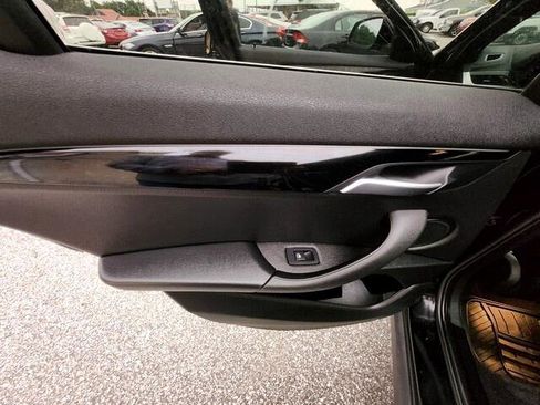 Used 2018 BMW X2 sDrive28i image 13