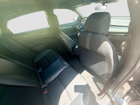 Used 2020 Honda Civic Sport image 28