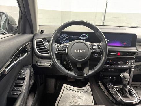 Certified 2024 Kia Seltos S AWD/4WD image 17