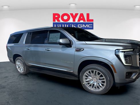 New 2026 GMC Yukon XL Elevation RWD image 2