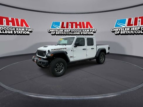 New 2026 Jeep Gladiator Mojave image 4